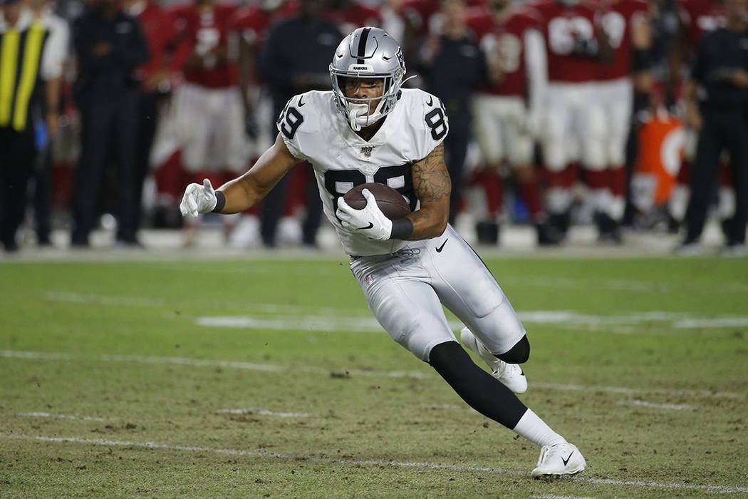 5 players that will be key in The Las Vegas Raiders reaching the playoffs