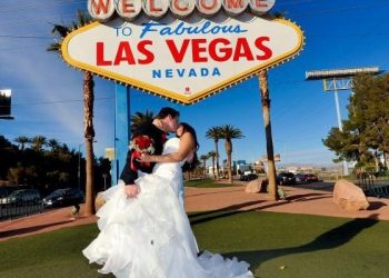 Top Vegas Wedding Chapels for A Fairy Tale Wedding