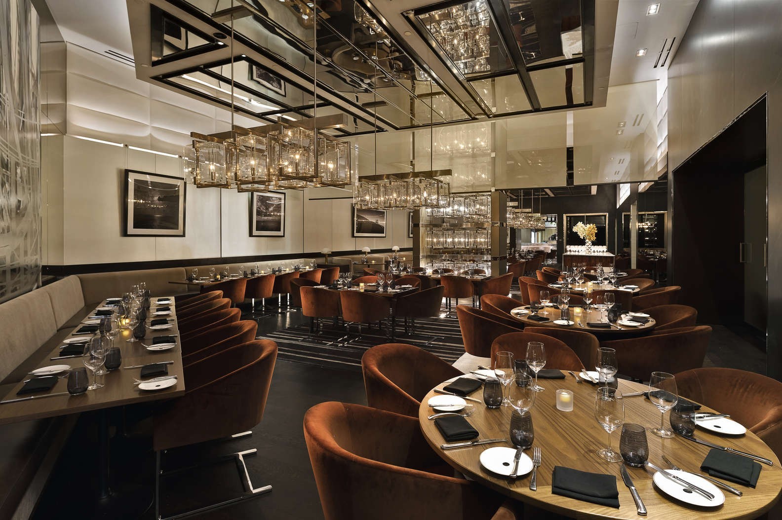 5 Most Romantic Steakhouses in Vegas