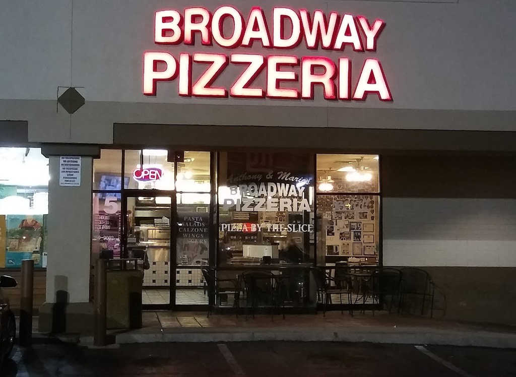 Broadway Pizza: New York-Style Pizza in Sin City
