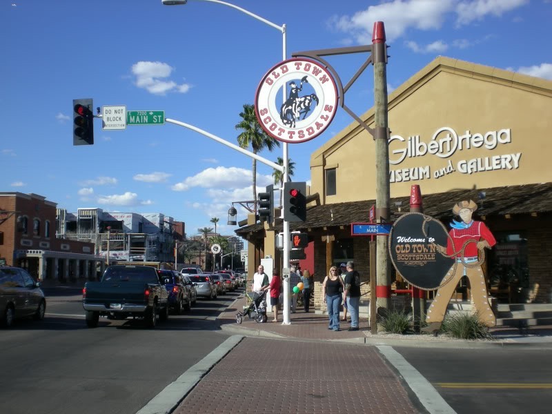 5 Awesome Pit Stops on the Phoenix to Las Vegas Drive