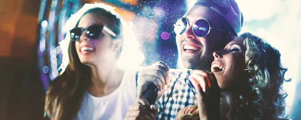 Belt It Out at These Vegas Karaoke Bars