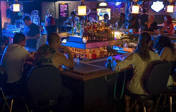 Why Should Visit Las Vegas' Sand Dollar Lounge This Week