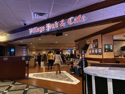 Las Vegas Cheap Eats: Village Pub & Cafe