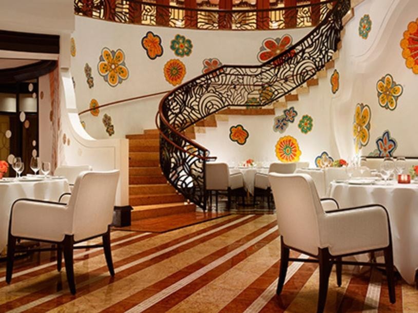 5 Las Vegas Restaurants Perfect for Your First Date