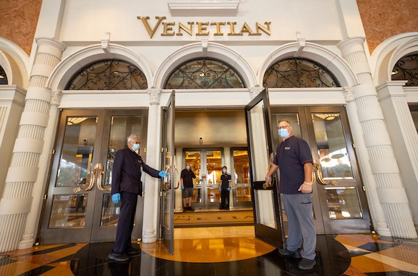 How This Casino Recycles Face Masks