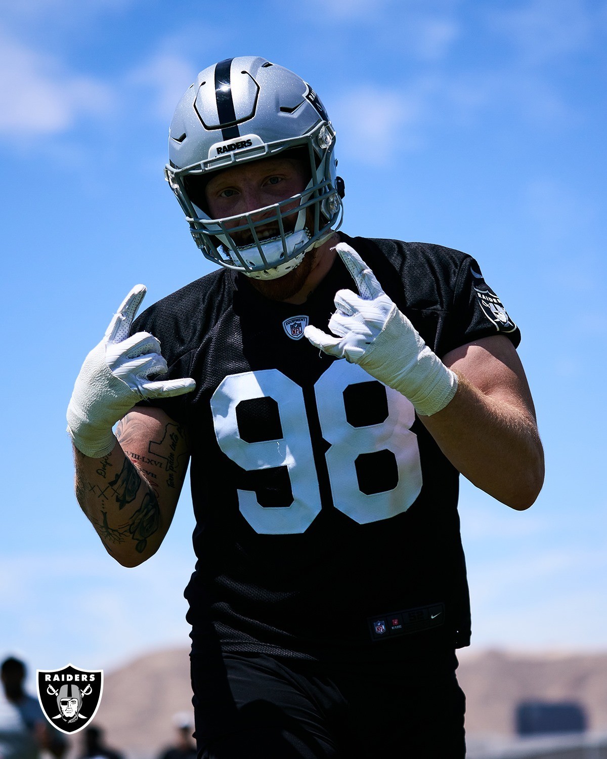 3 Signs the Las Vegas Raiders Won't Make the Playoffs (And 2 signs They Will)