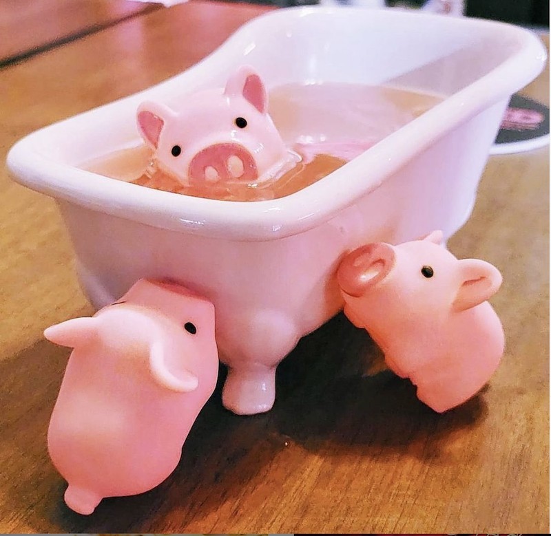 Visit a Gastropub on Fremont Street: The Smashed Pig