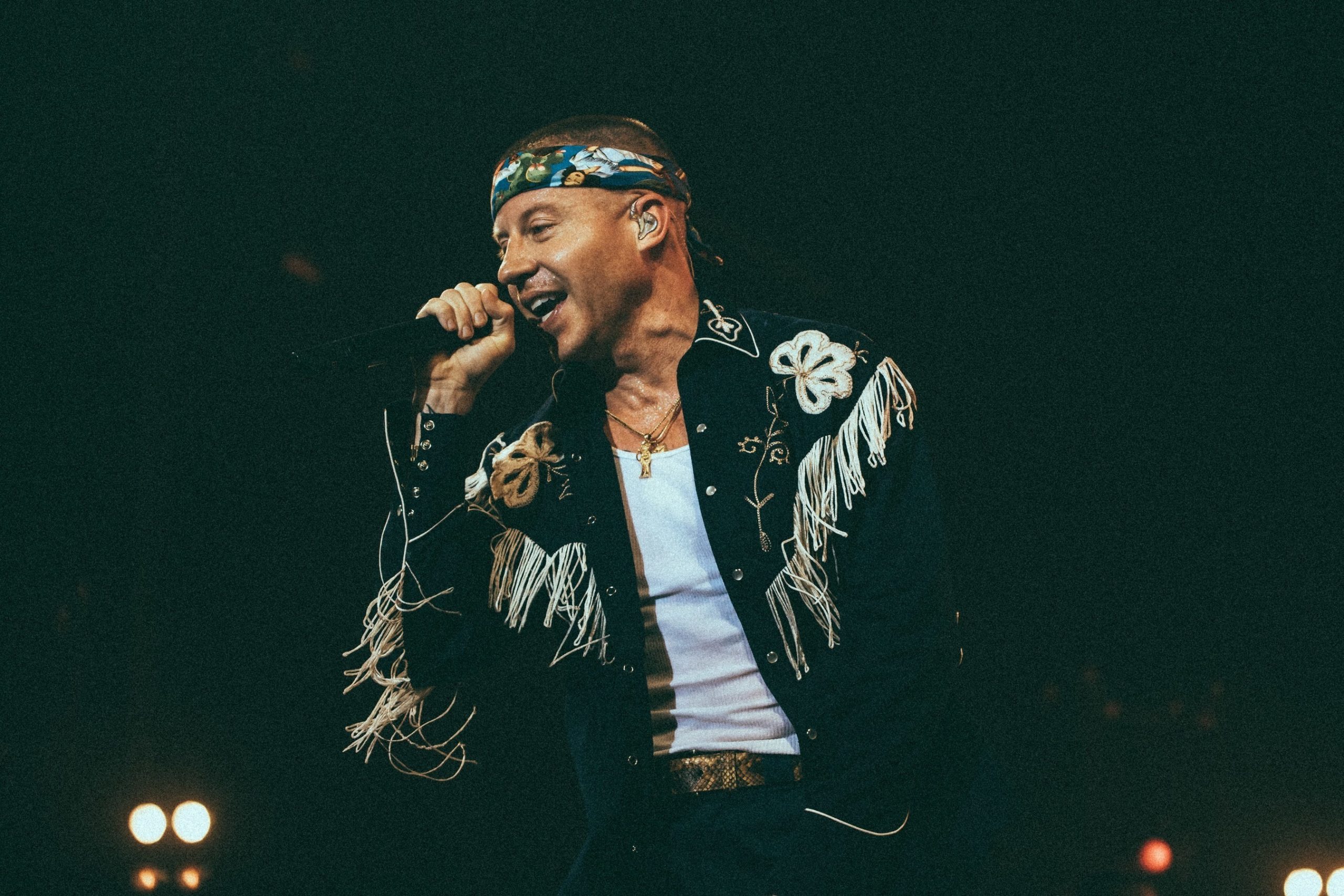 Macklemore to Headline 