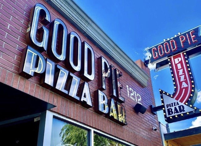 Stuff Your Face at This Critically Acclaimed Las Vegas Pizza Bar