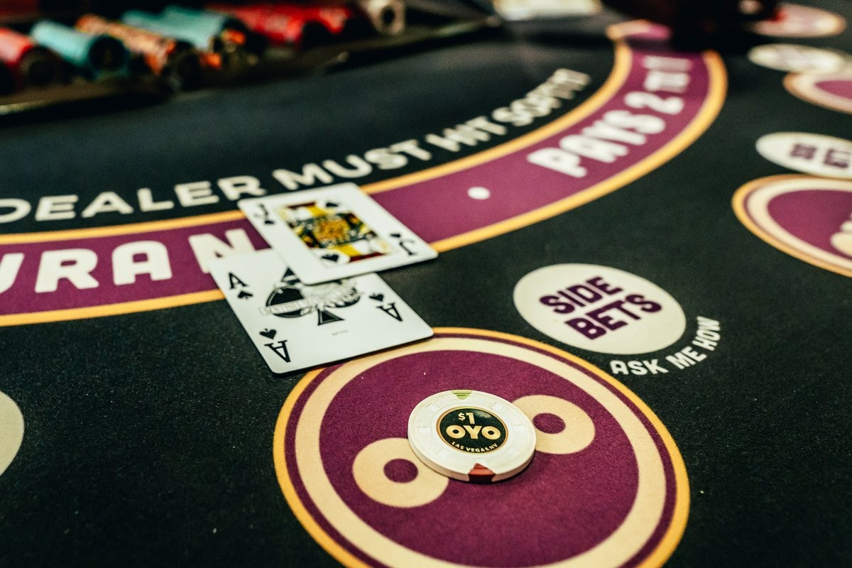 These Are the Cheapest Blackjack Tables in Las Vegas