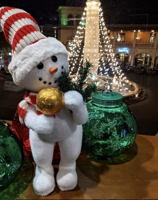 Help Santa s Reindeer Save Christmas at This Las Vegas Bar