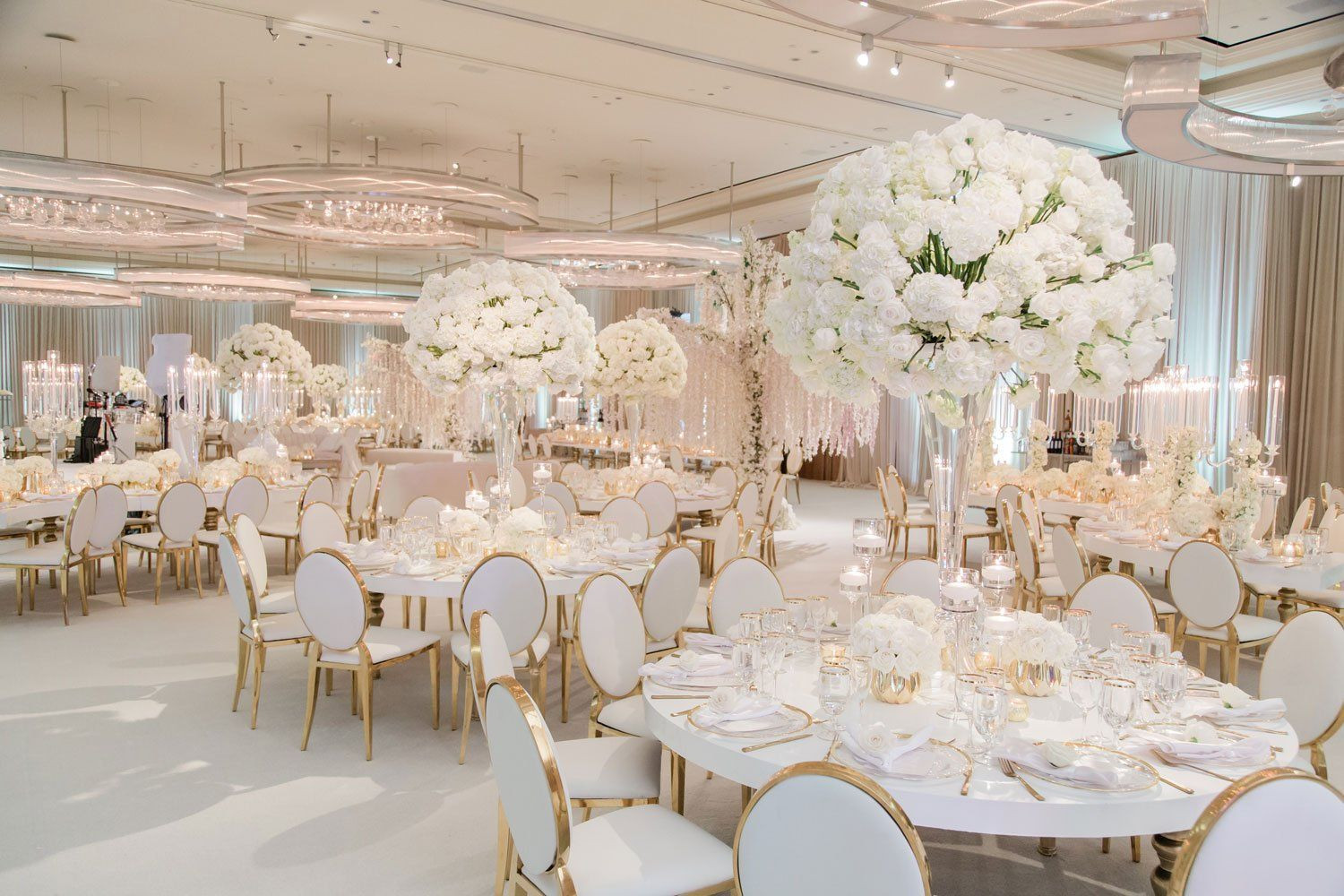 This Las Vegas Hotel Now Offers a $5 Million Wedding Package