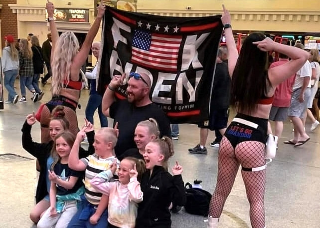 RANT - Fremont Street Is No Place for Kids