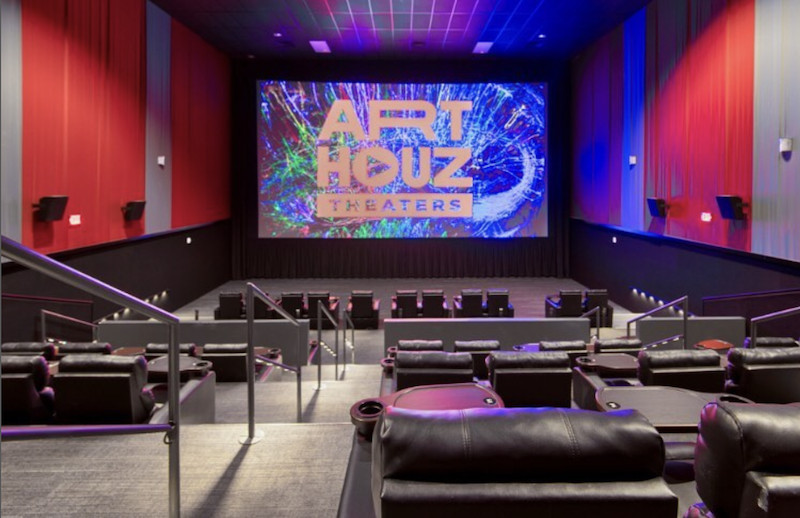 Art Houz Theater: Enjoy Dinner & A Movie