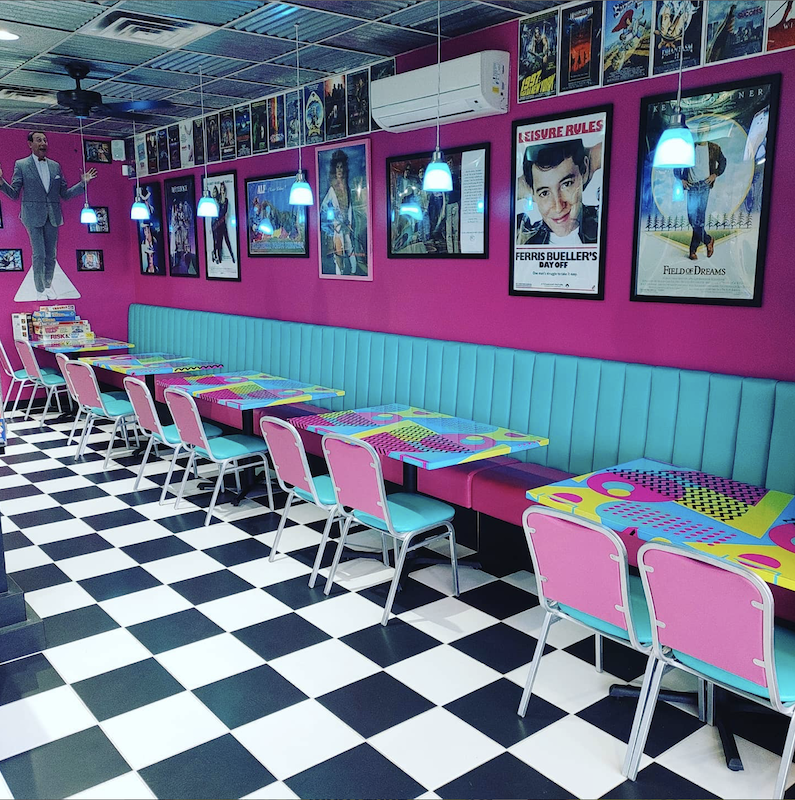 Travel Back to the 80s By Visiting This Restaurant
