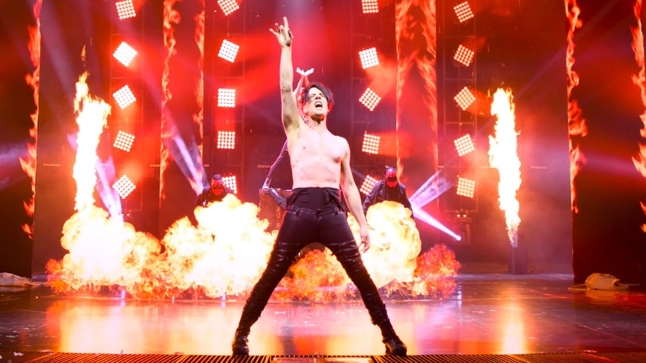 These Magic Shows on the Strip Will Blow Your Mind