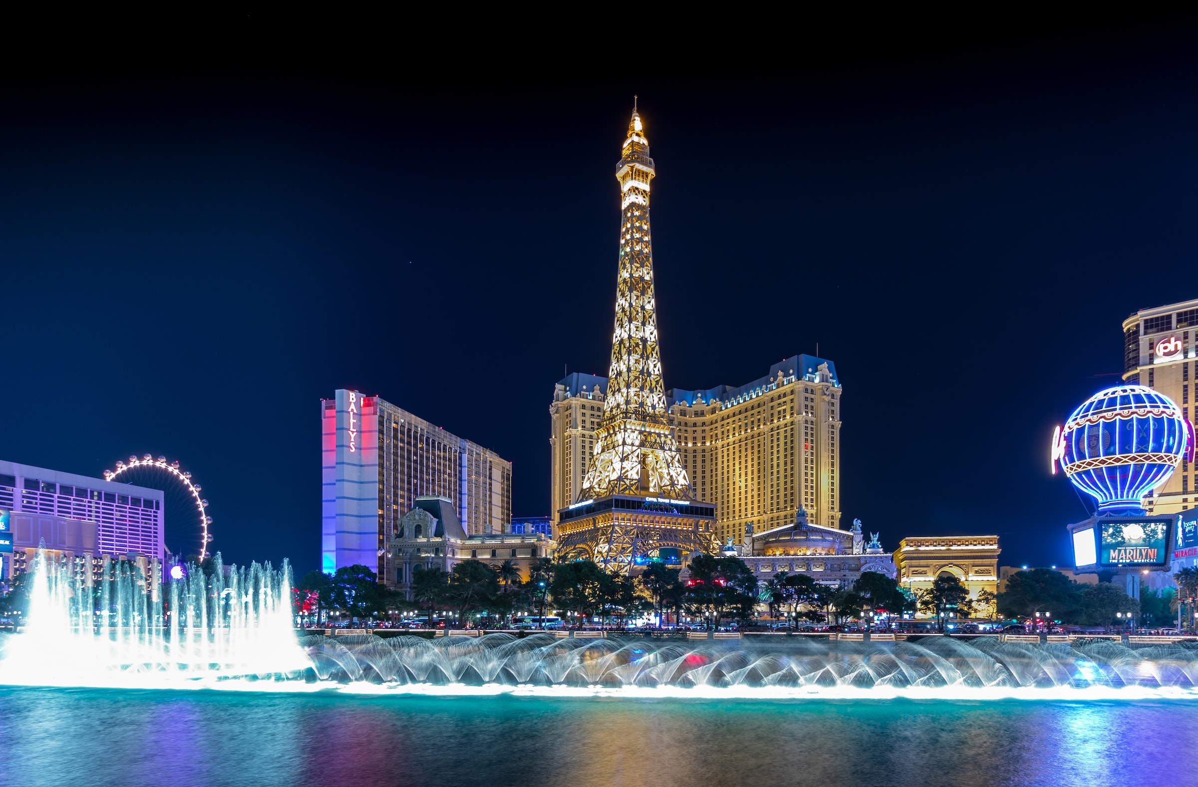 15 Fun Things to Do in Las Vegas at Night