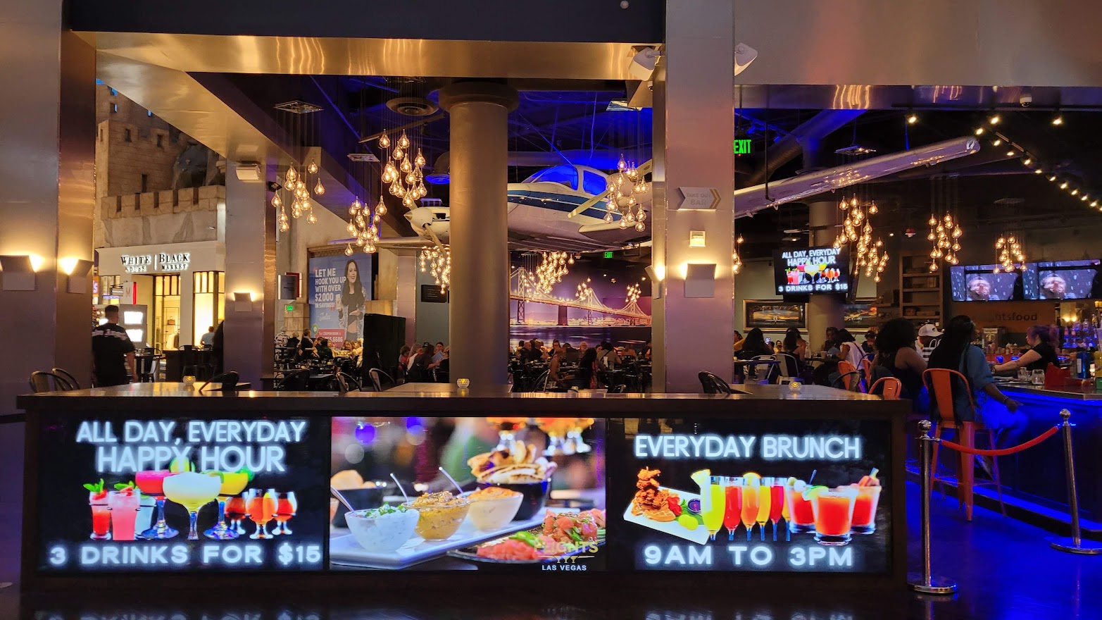 Flights Restaurant Miracle Mile Shops Brunch