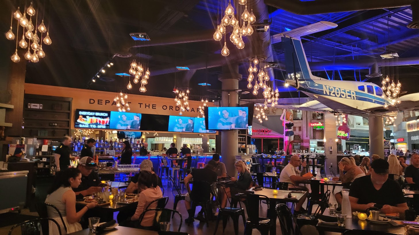 Flights Restaurant Miracle Mile Shops Bar