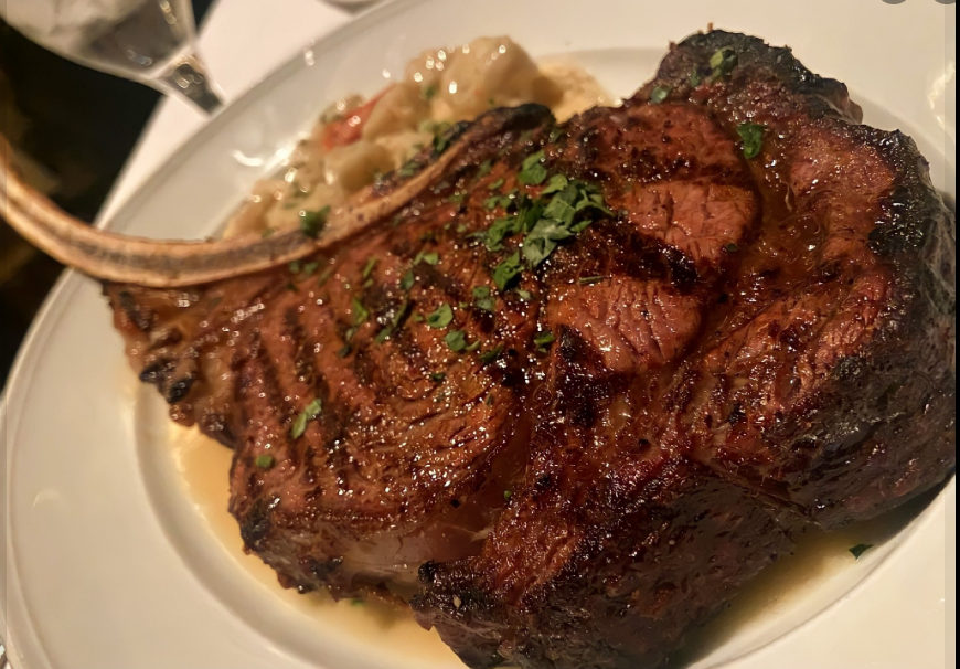 These Las Vegas Steakhouses Are Perfect for Date Night