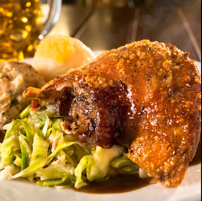 5 Places to Eat Near UNLV