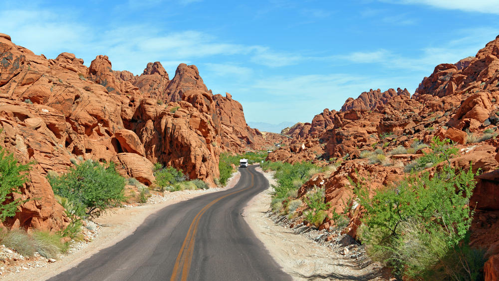 6 Scenic Drives In Las Vegas to Help You Relax