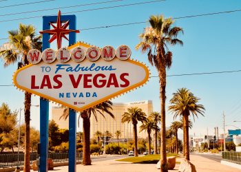 5 Best (and Worst) Movies Filmed in Las Vegas