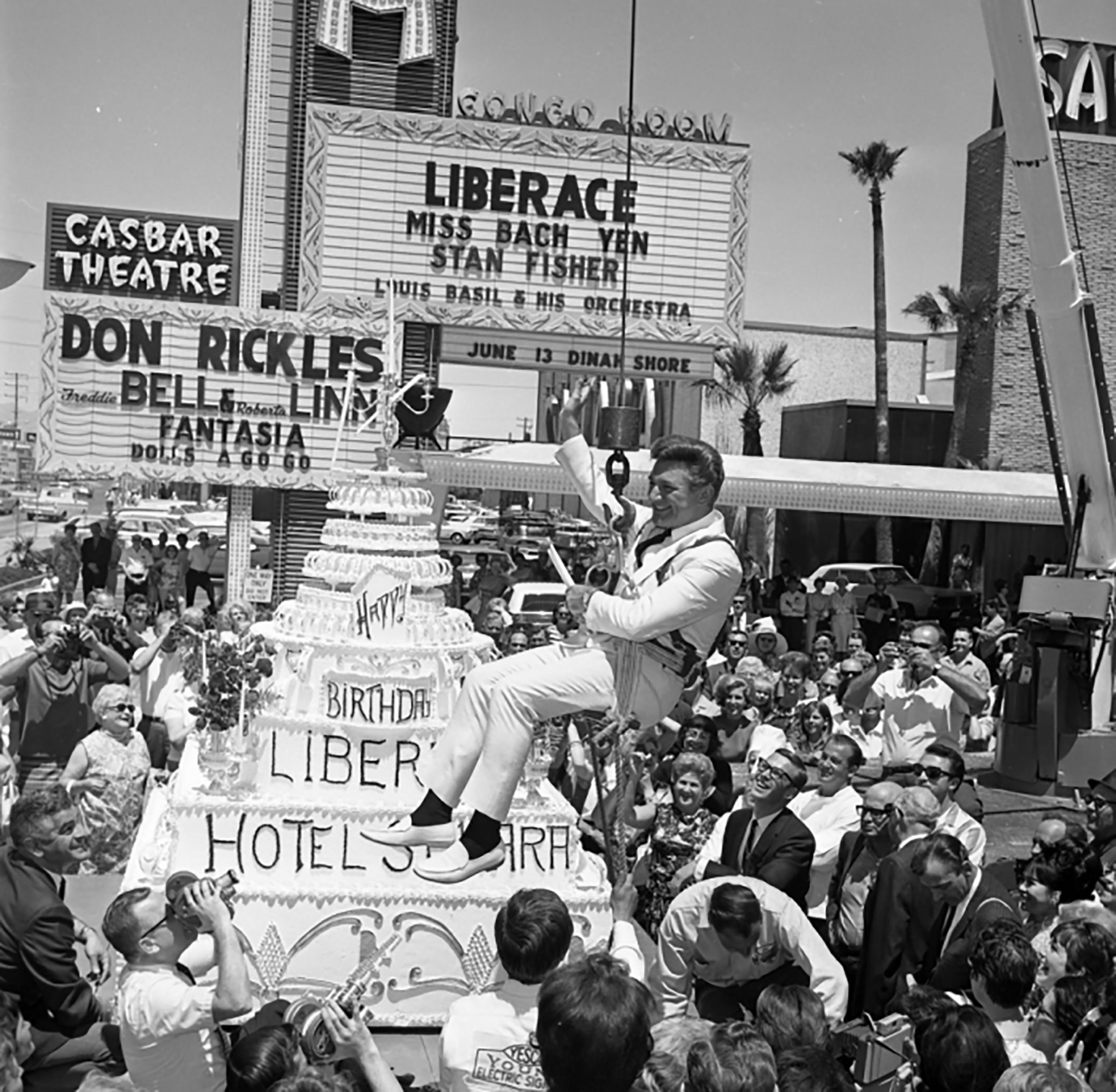 Perez Hilton to Host Star-studded 'Liberace Gala' at Alexis Park Resort