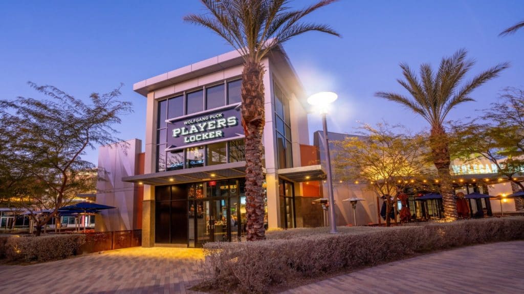 What Happened to Wolfgang Puck’s Players Locker?