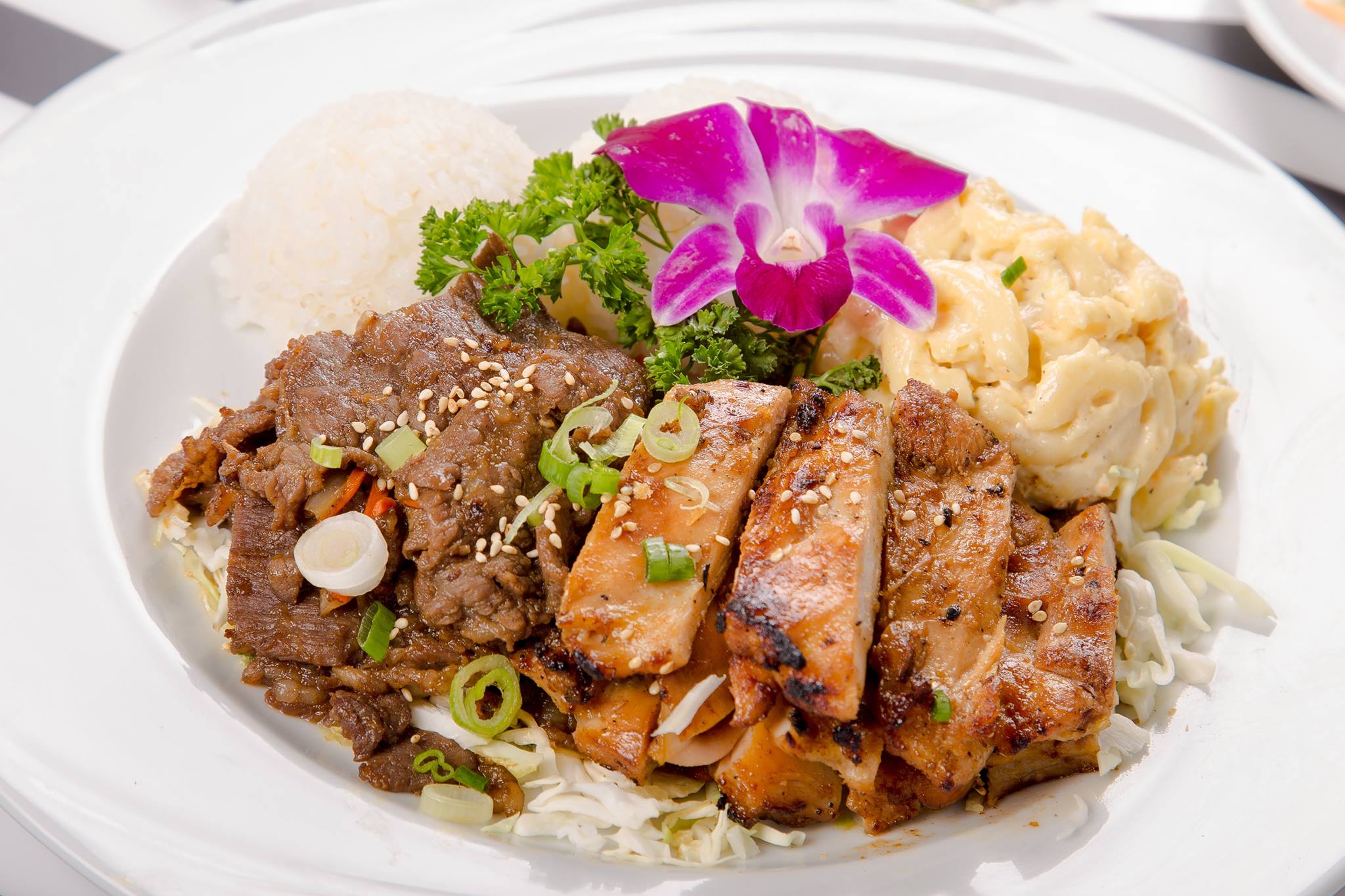 Try these Stellar Hawaiian BBQs in Las Vegas