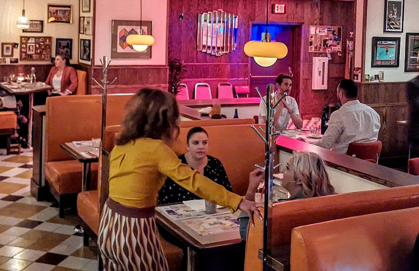 DiscoShow's DINER ROSS - A Collision of Culinary Worlds