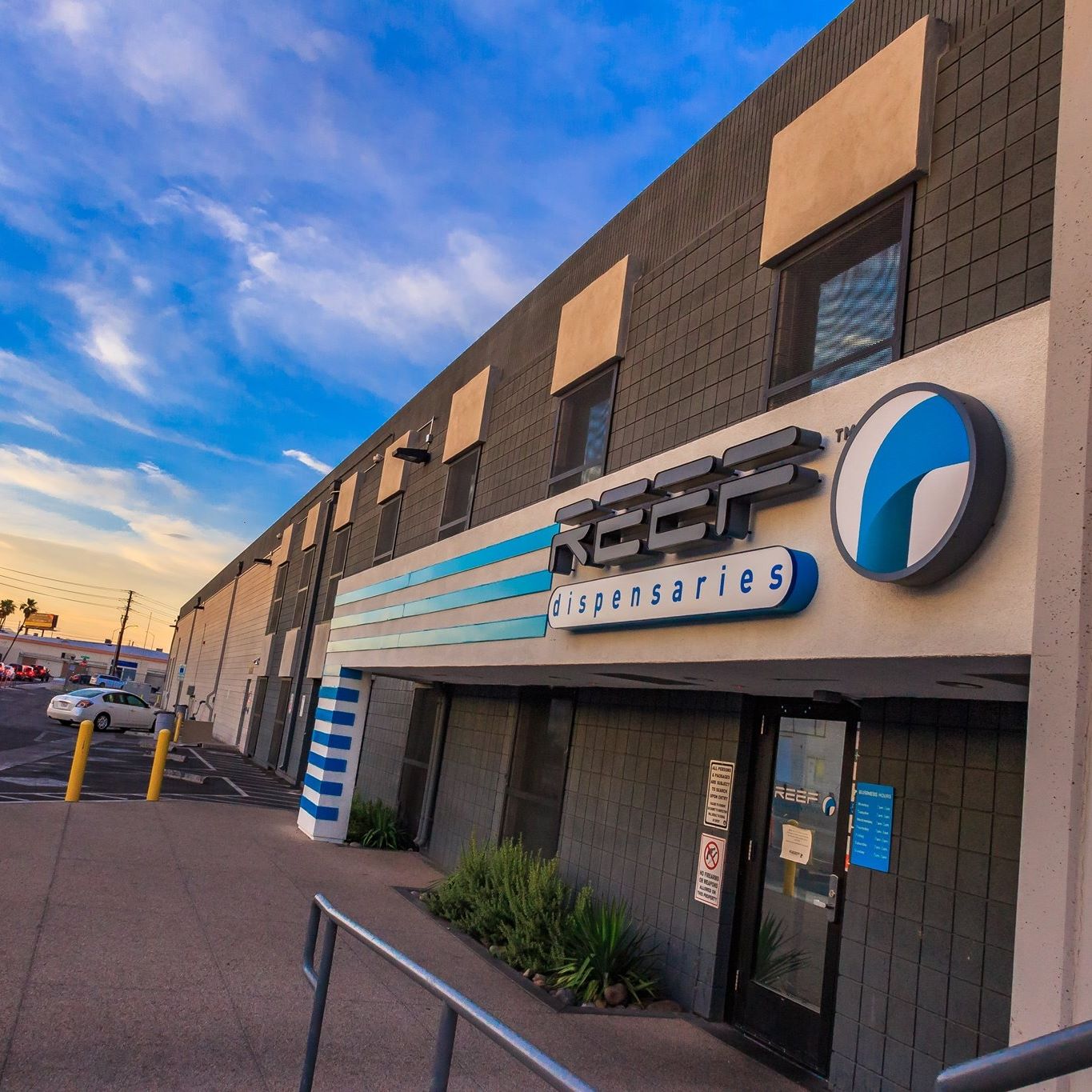 reef dispensaries building exterior 