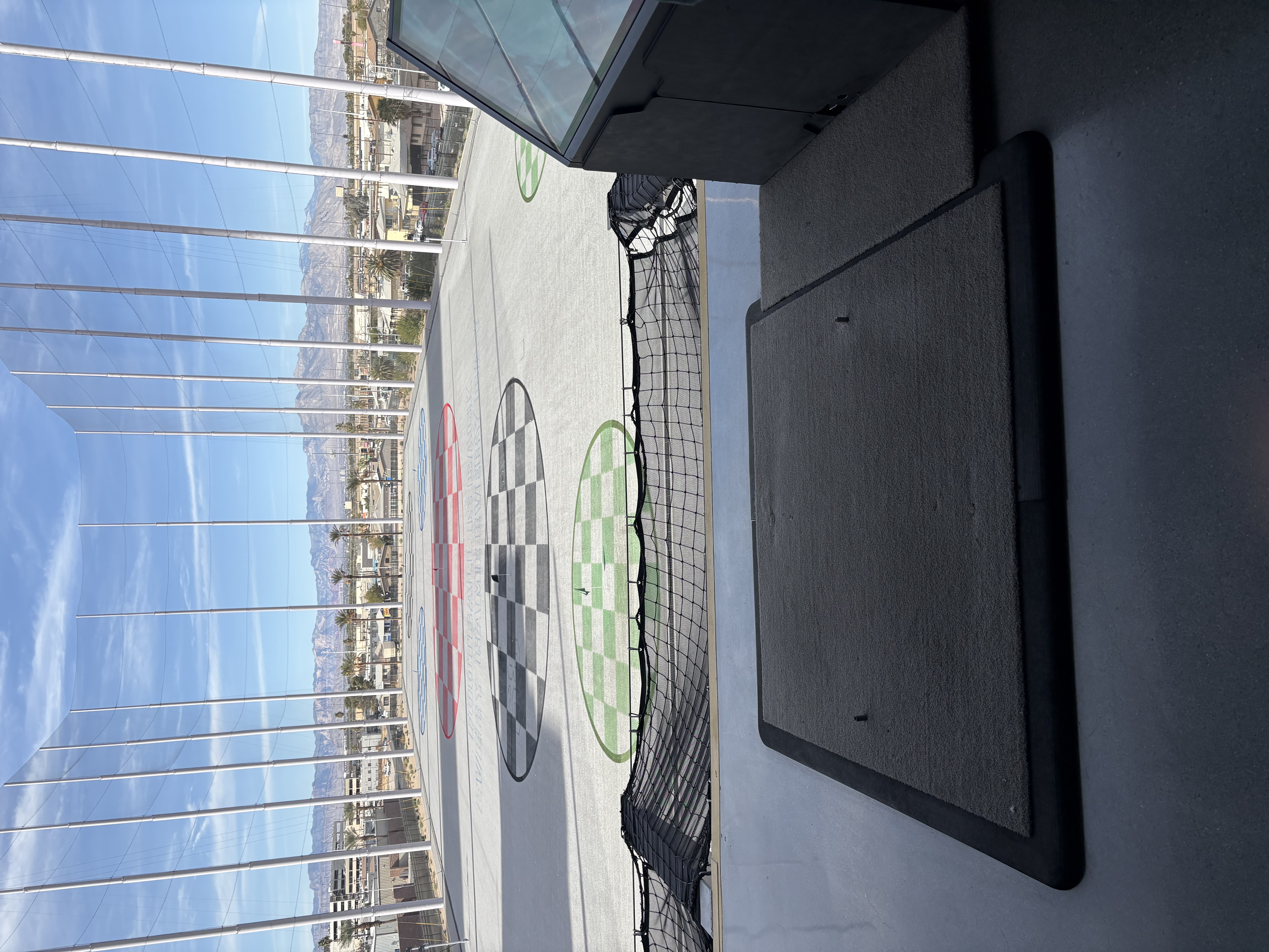 golf bay at atomic golf