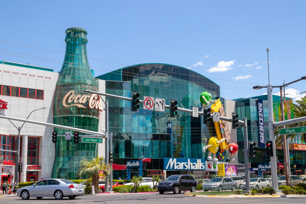 exterior view of Coca Cola World and M&M'S Las Vegas