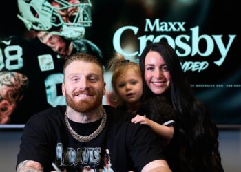 Las Vegas Raiders sign Max Crosby, Las Vegas Raiders Maxx Crosby contract extension, Las Vegas Raiders news, Last week in Las Vegas sports,