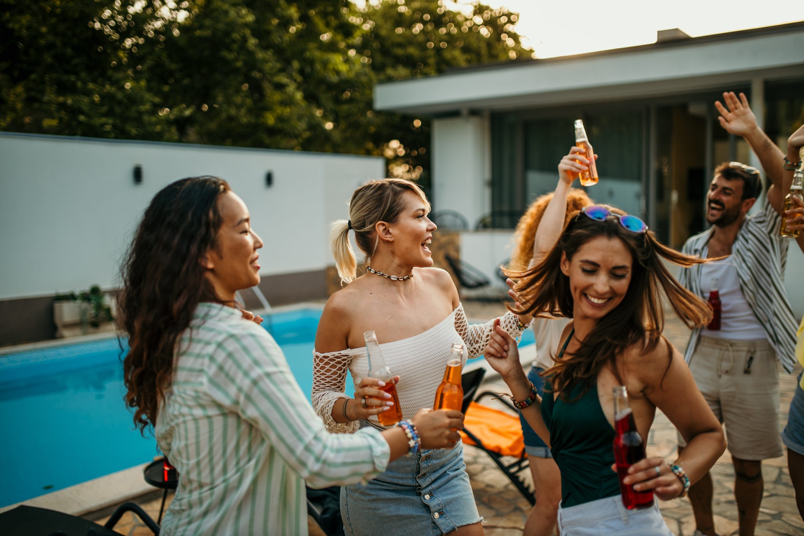 Best Pool Parties in Las Vegas for Every Budget (2025 Guide)