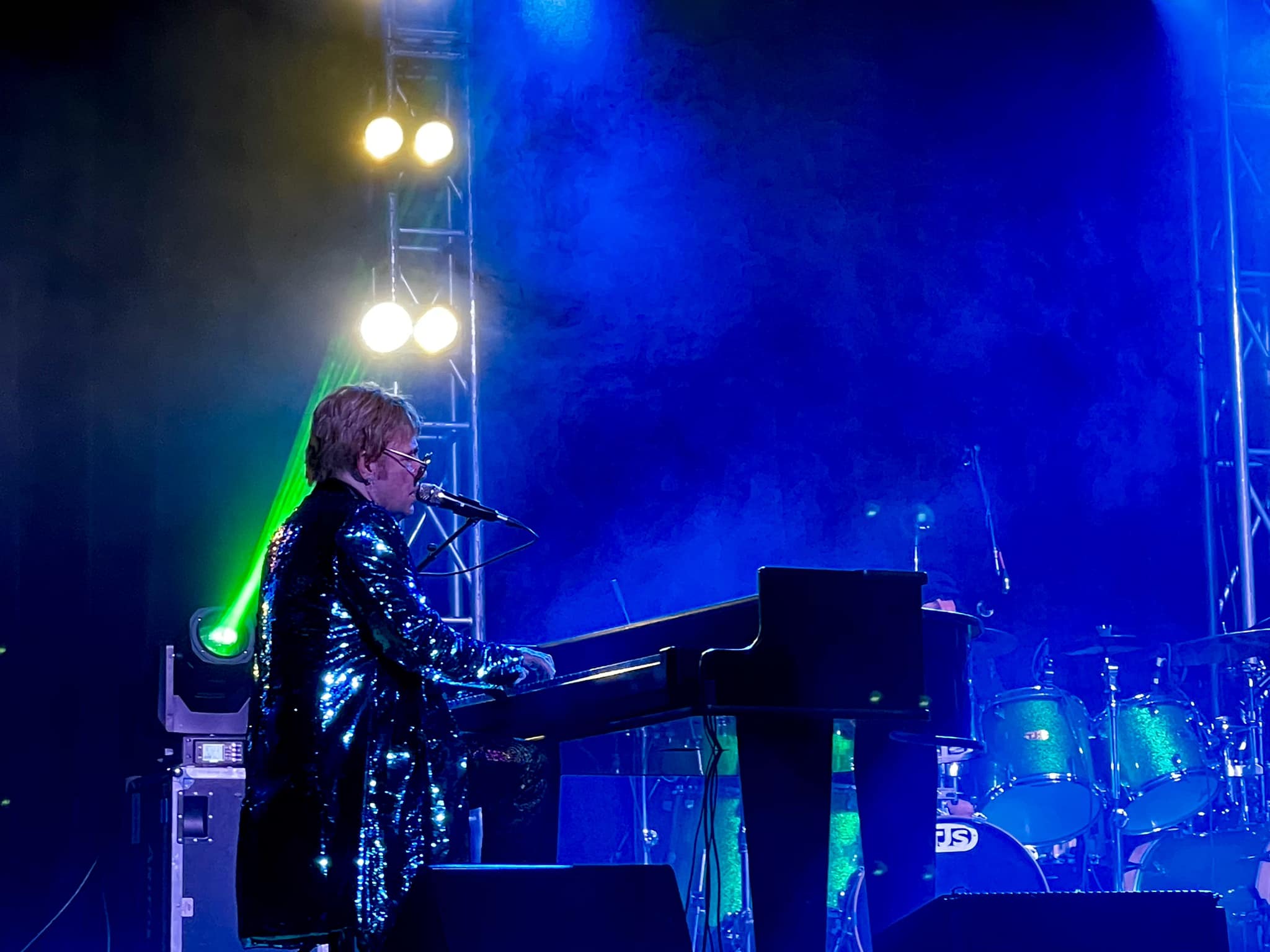 Elton John Las Vegas: A Tribute That Hits You Right in the Soul